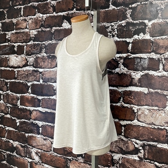 Sherpa Tank Top Beige Stripe Size Medium - Picture 6 of 11